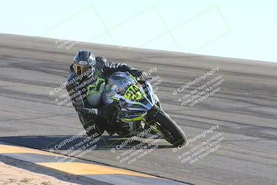 media/Nov-17-2024-CVMA (Sun) [[1fec520723]]/Race 11-Amateur Supersport Open/